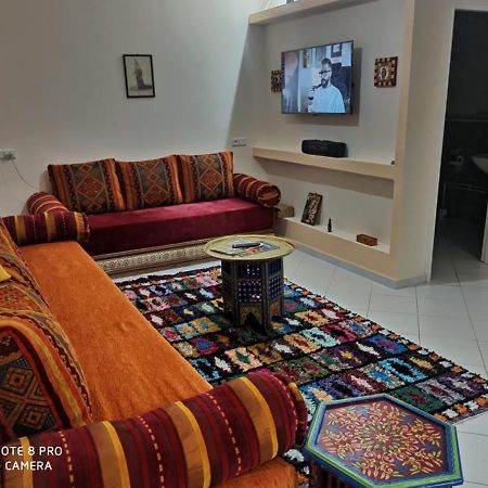 Appartement Julia Au Centre Ville Agadir Dans Residence Borj Dalat Eksteriør bilde